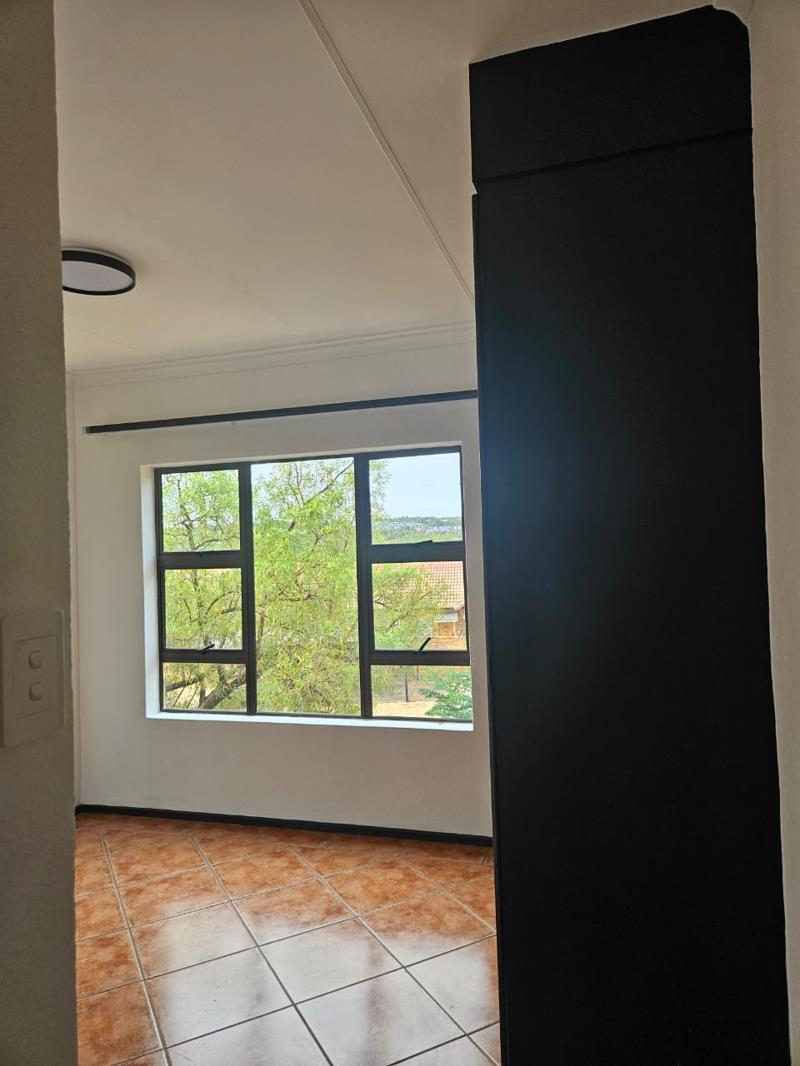 2 Bedroom Property for Sale in Kyalami Hills Gauteng