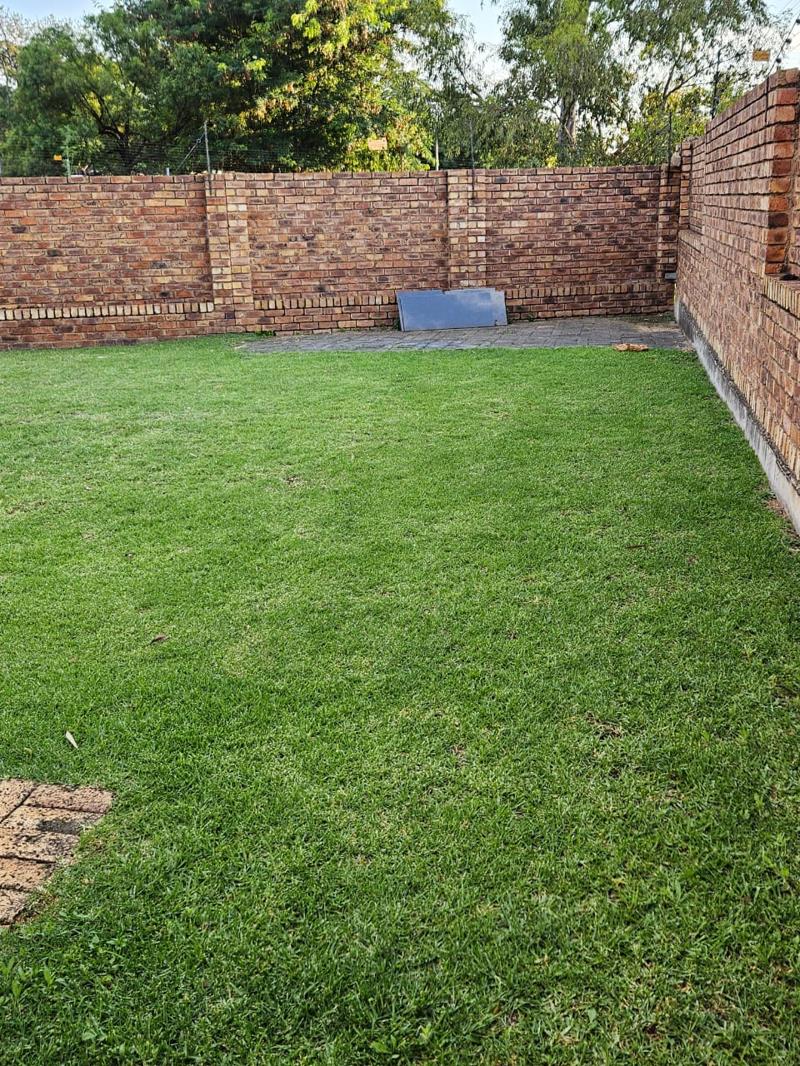 2 Bedroom Property for Sale in Kyalami Hills Gauteng