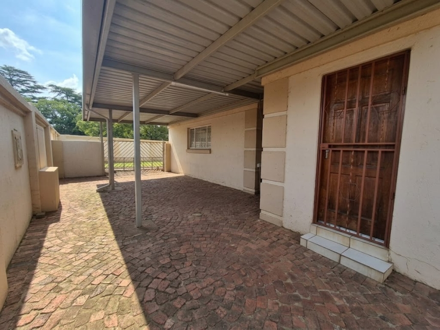 3 Bedroom Property for Sale in Duncanville Gauteng