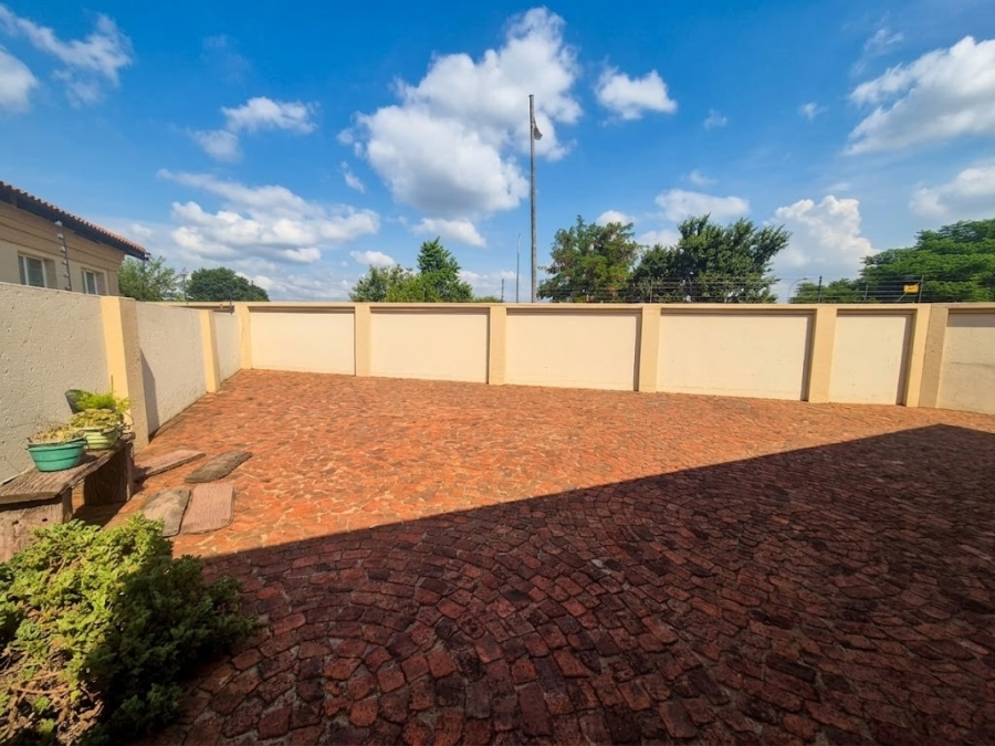 3 Bedroom Property for Sale in Duncanville Gauteng