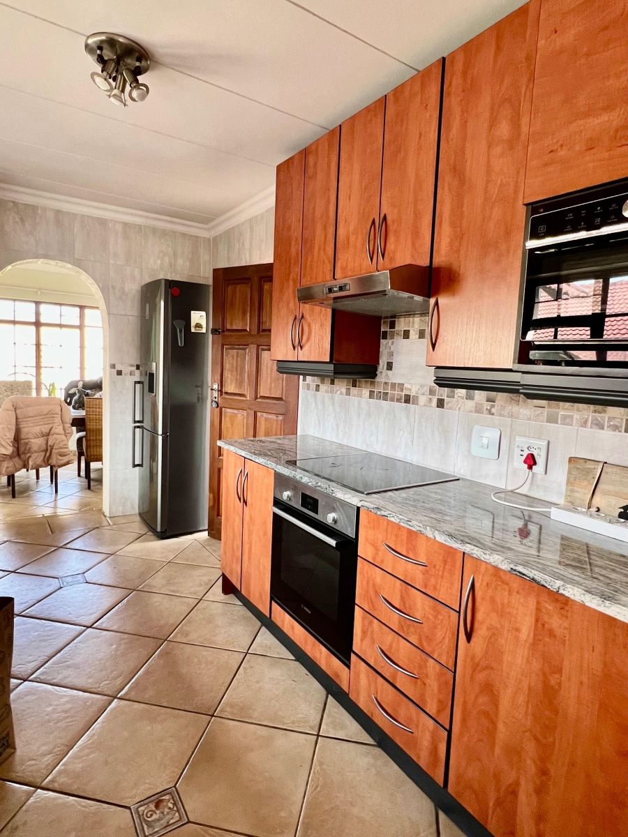 3 Bedroom Property for Sale in Allen Grove Gauteng