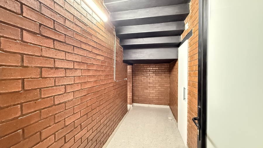 To Let Commercial Property for Rent in Samrand Business Park Gauteng