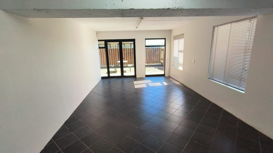 To Let Commercial Property for Rent in Route 21 Business Park Gauteng