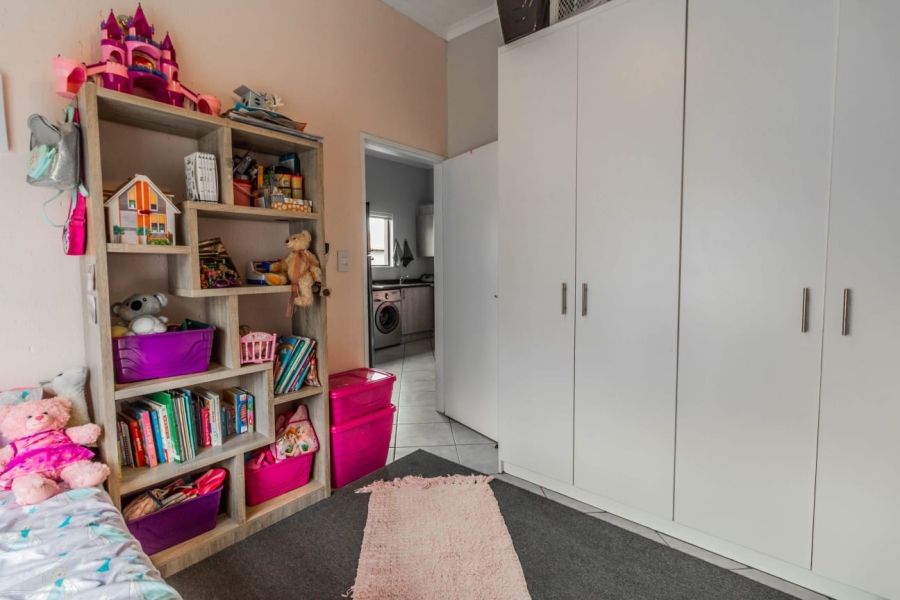 2 Bedroom Property for Sale in Goedeburg Gauteng