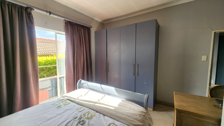 3 Bedroom Property for Sale in Boardwalk Gauteng