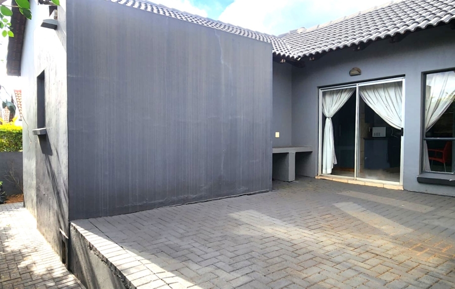 3 Bedroom Property for Sale in Boardwalk Gauteng