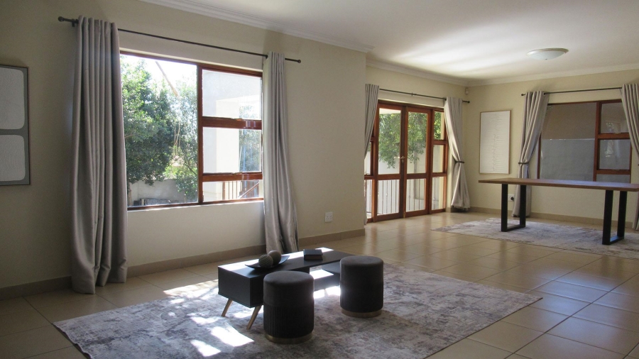 3 Bedroom Property for Sale in Maroeladal Gauteng
