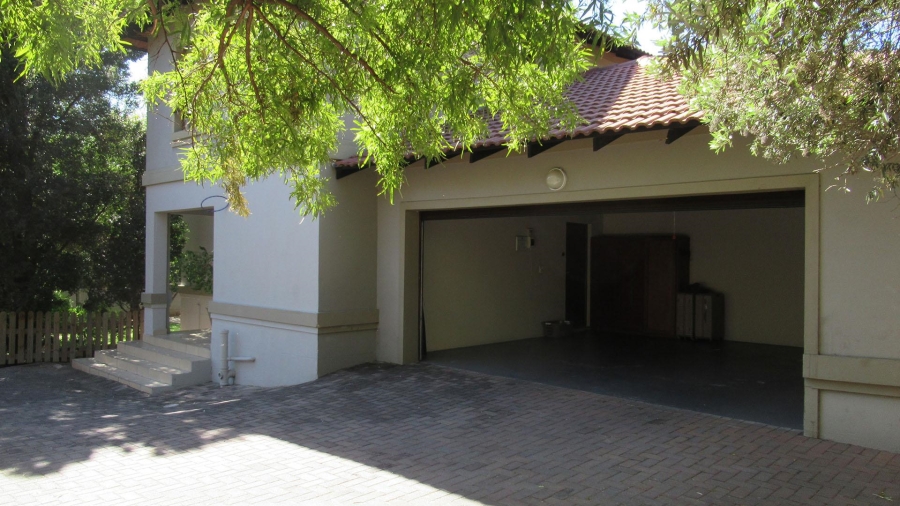 3 Bedroom Property for Sale in Maroeladal Gauteng