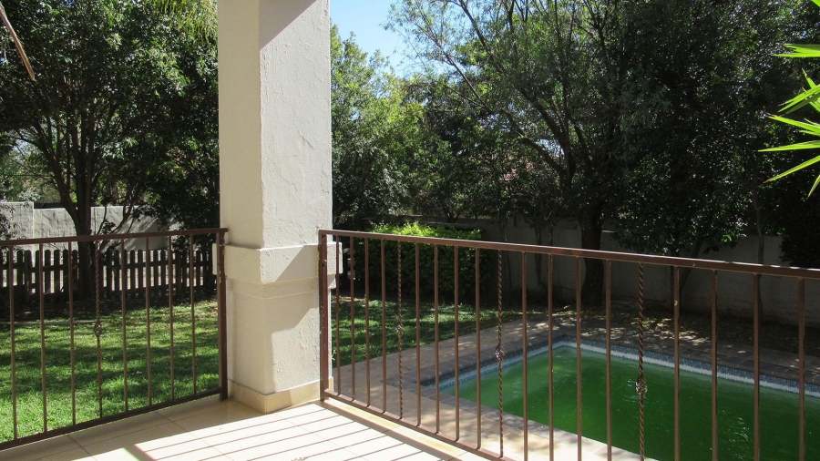 3 Bedroom Property for Sale in Maroeladal Gauteng