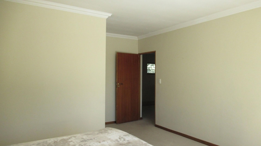 3 Bedroom Property for Sale in Maroeladal Gauteng