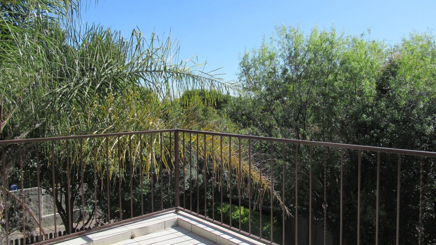3 Bedroom Property for Sale in Maroeladal Gauteng