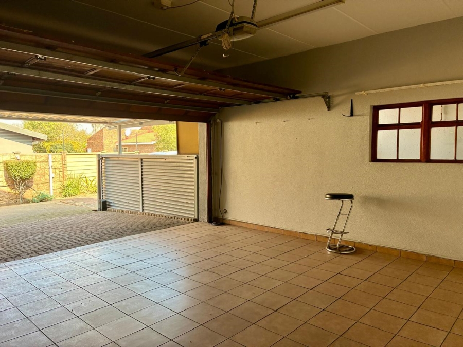 3 Bedroom Property for Sale in Vanderbijlpark SE 2 Gauteng