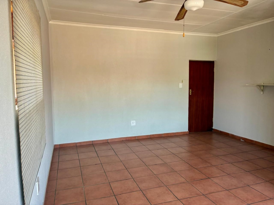 3 Bedroom Property for Sale in Vanderbijlpark SE 2 Gauteng