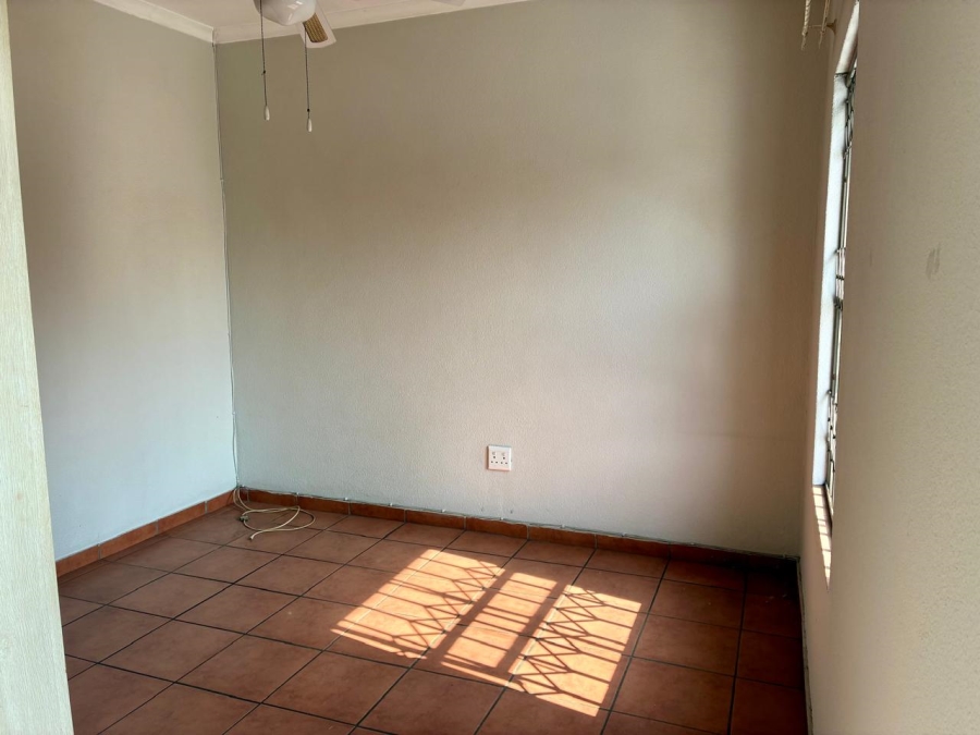 3 Bedroom Property for Sale in Vanderbijlpark SE 2 Gauteng