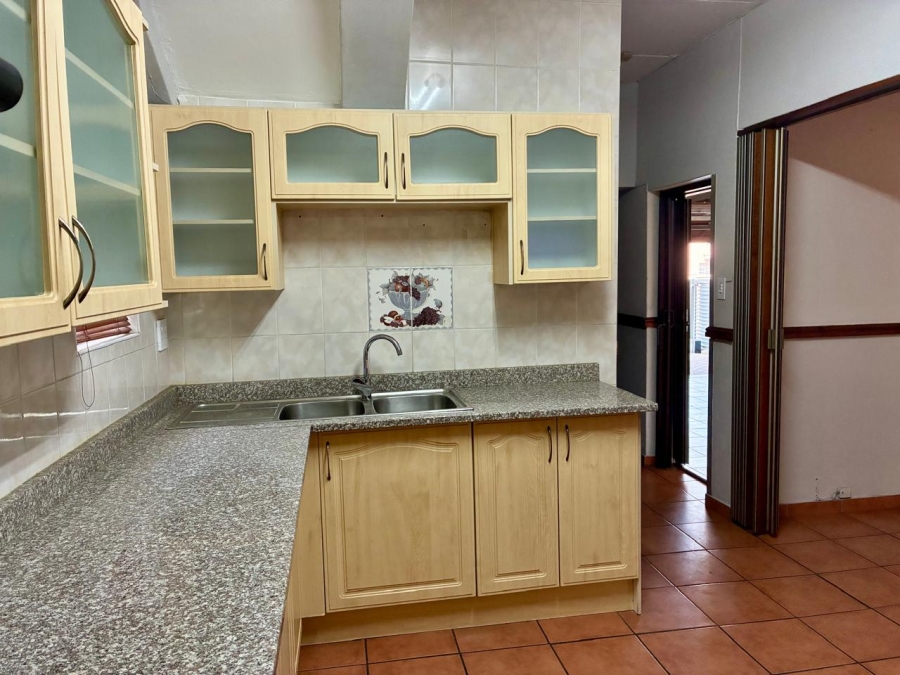 3 Bedroom Property for Sale in Vanderbijlpark SE 2 Gauteng