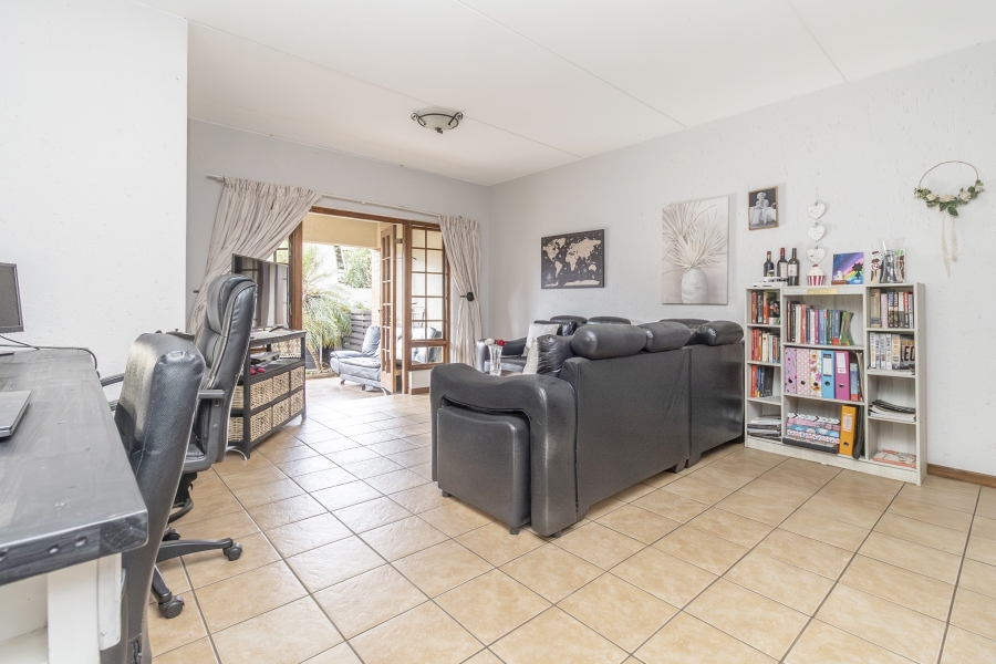 2 Bedroom Property for Sale in Paulshof Gauteng