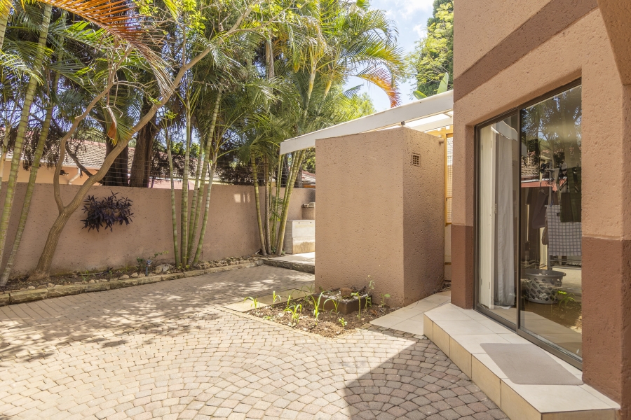 3 Bedroom Property for Sale in Magaliessig Gauteng