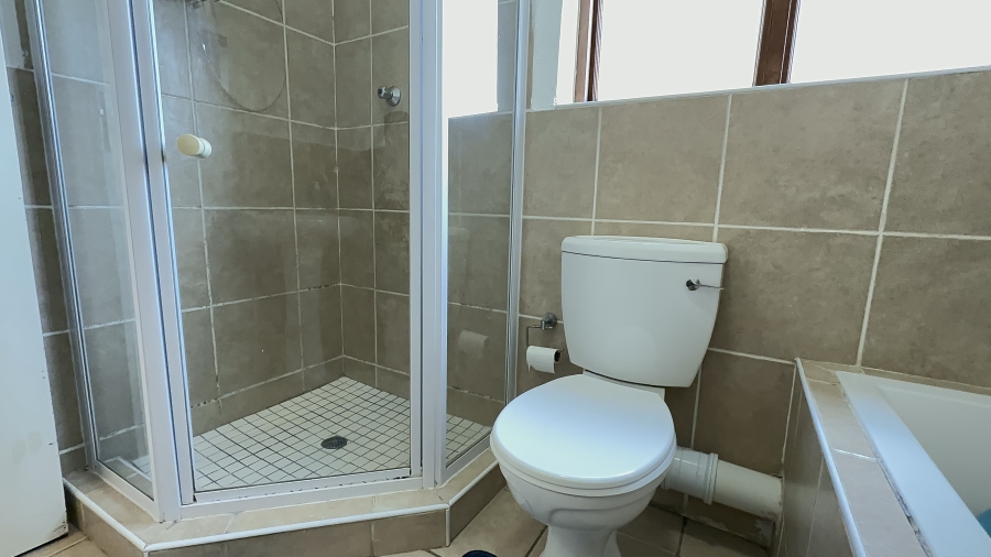 2 Bedroom Property for Sale in Helderwyk Gauteng