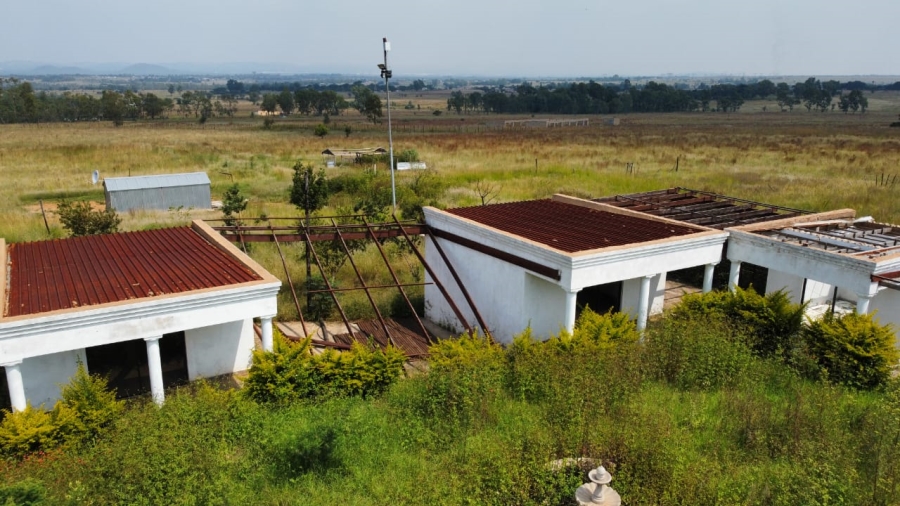 5 Bedroom Property for Sale in Honingneskrans Ah Gauteng