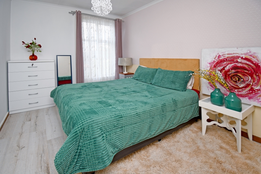3 Bedroom Property for Sale in Fairland Gauteng