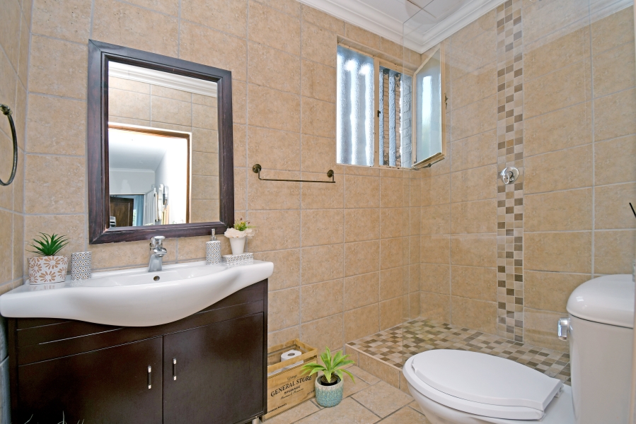 3 Bedroom Property for Sale in Fairland Gauteng