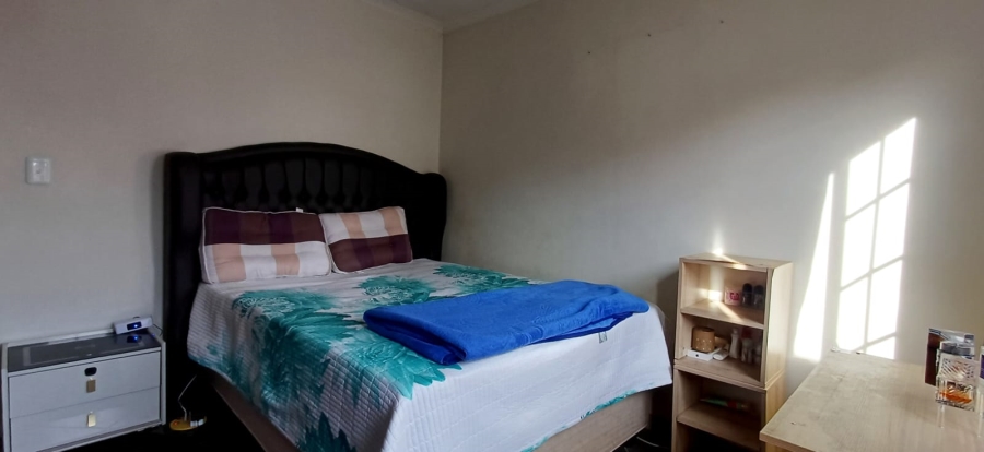 2 Bedroom Property for Sale in The Reeds Gauteng