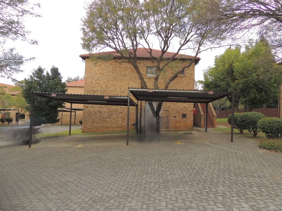 2 Bedroom Property for Sale in Amorosa Gauteng