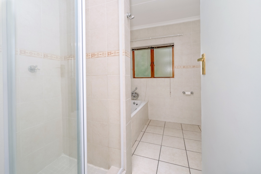 3 Bedroom Property for Sale in Lonehill Gauteng