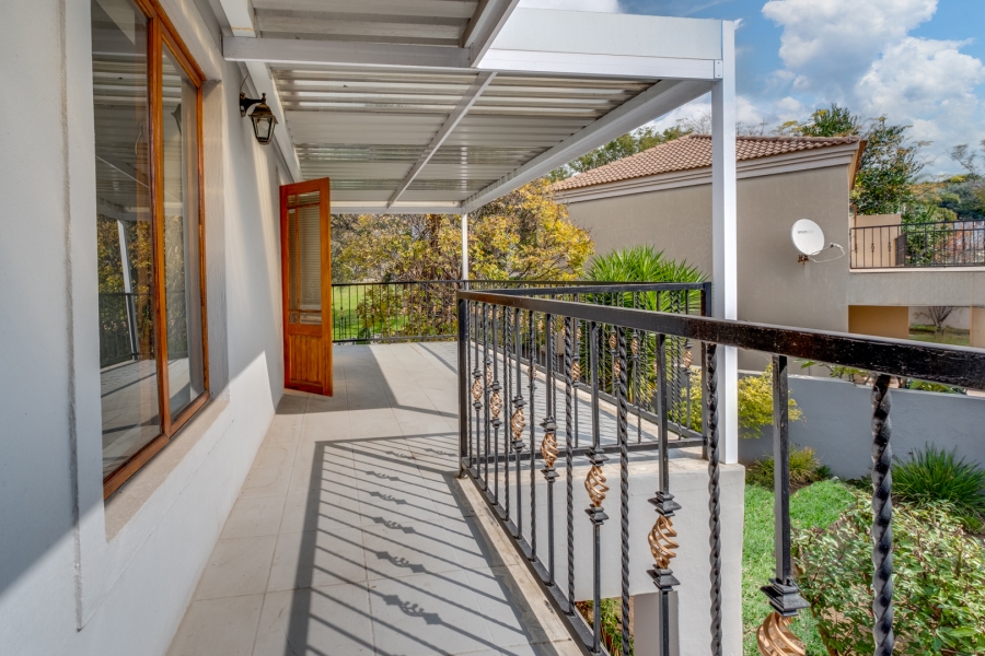 3 Bedroom Property for Sale in Lonehill Gauteng