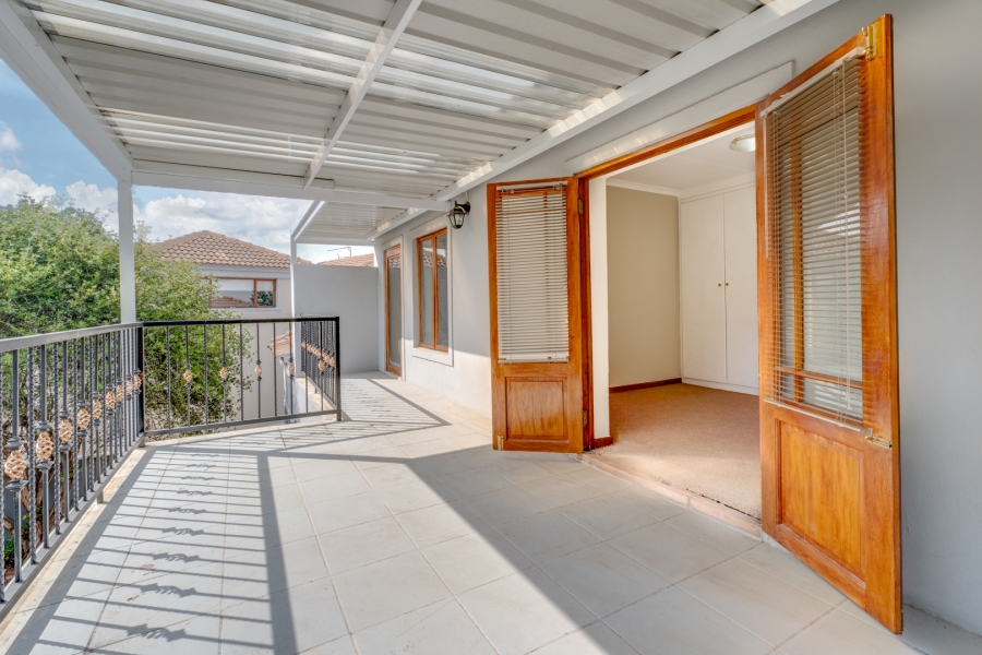 3 Bedroom Property for Sale in Lonehill Gauteng