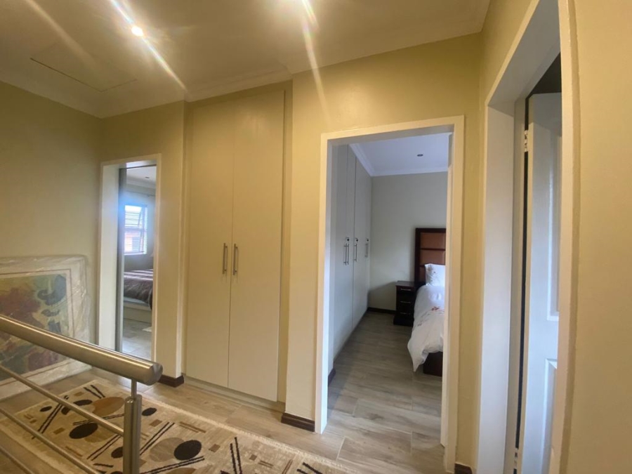 To Let 2 Bedroom Property for Rent in Bedford Gardens Gauteng