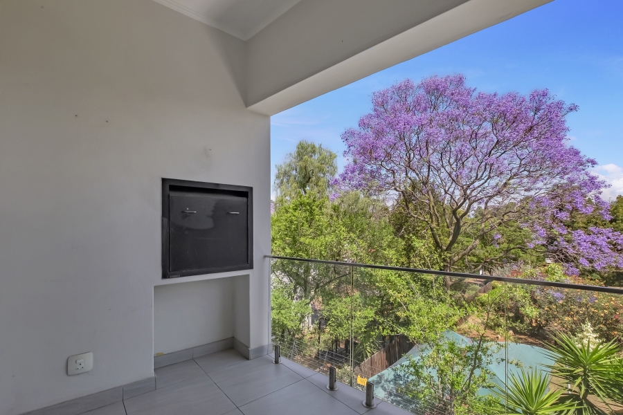 To Let 3 Bedroom Property for Rent in Bryanston Gauteng