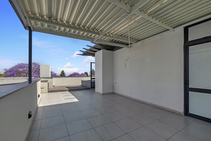 To Let 3 Bedroom Property for Rent in Bryanston Gauteng