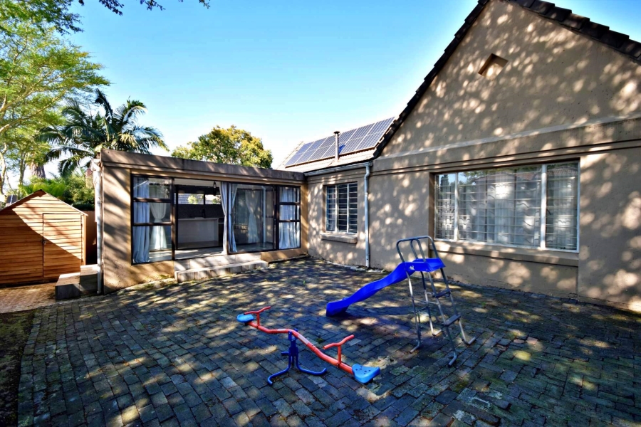 4 Bedroom Property for Sale in Bromhof Gauteng