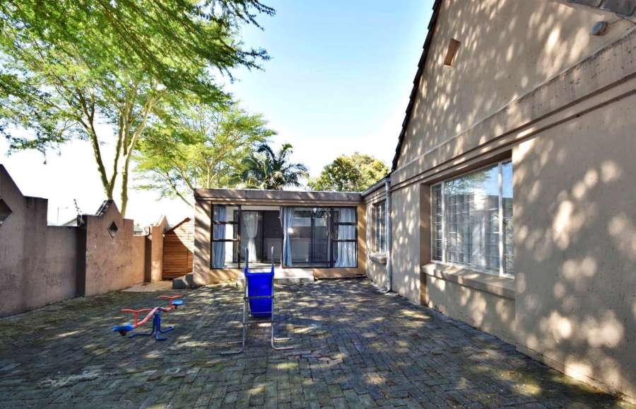 4 Bedroom Property for Sale in Bromhof Gauteng