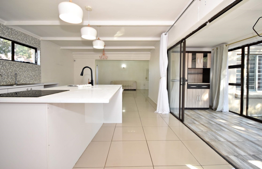 4 Bedroom Property for Sale in Bromhof Gauteng