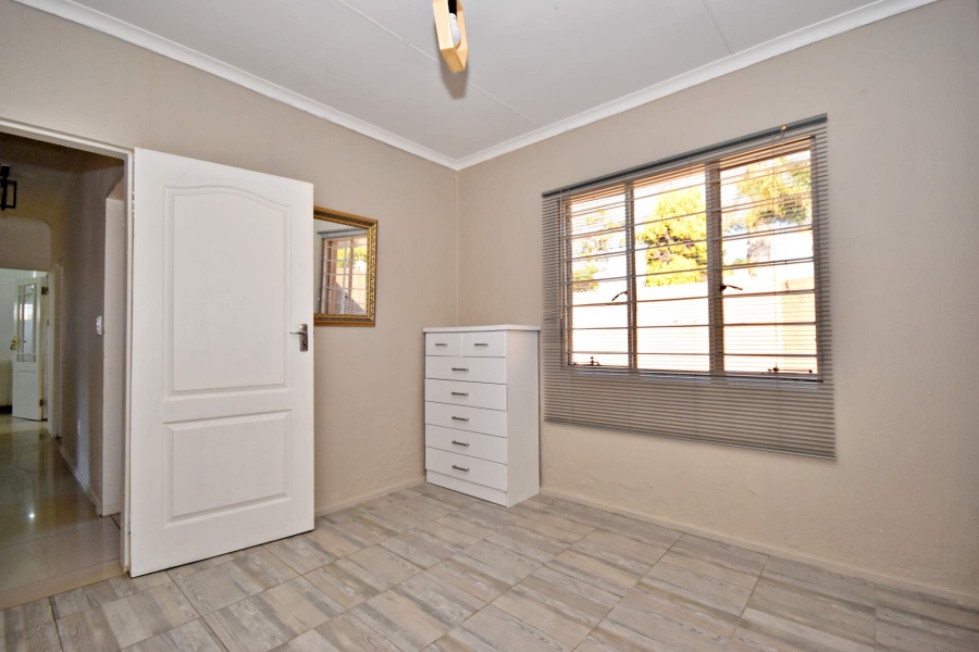 4 Bedroom Property for Sale in Bromhof Gauteng