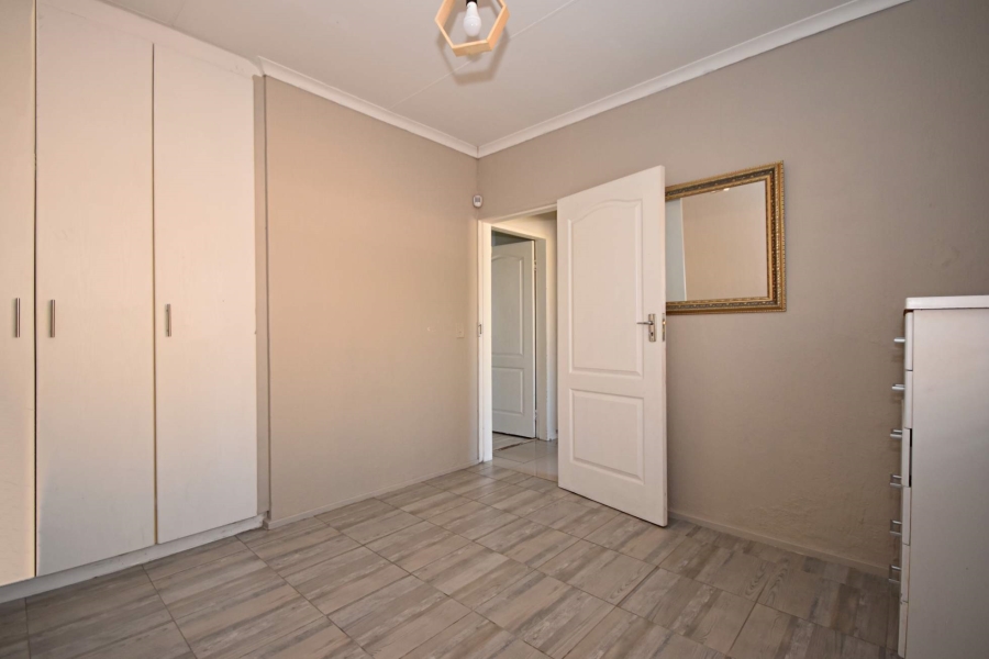 4 Bedroom Property for Sale in Bromhof Gauteng