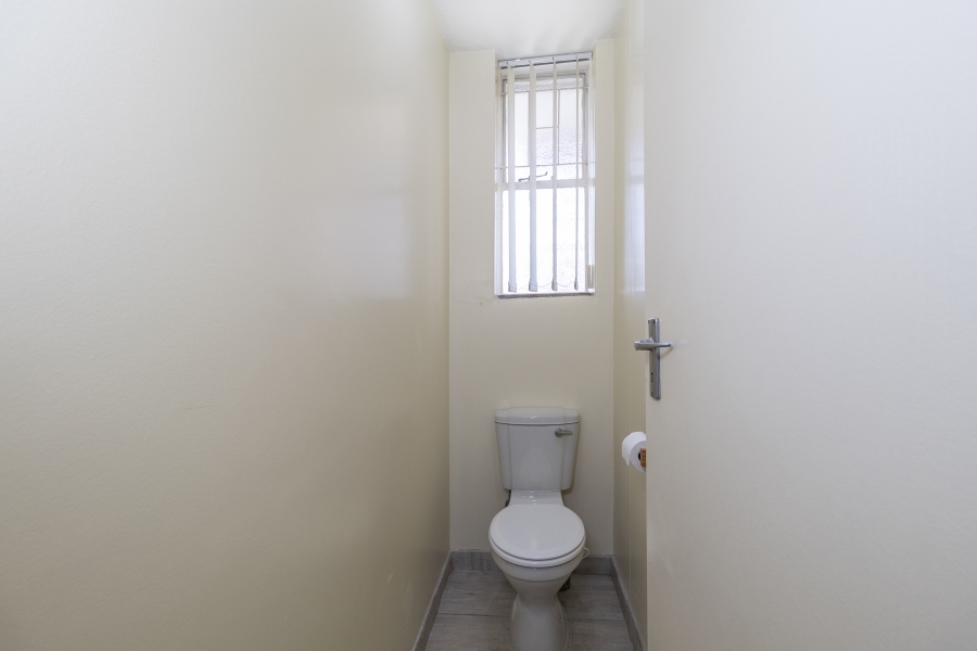 2 Bedroom Property for Sale in Elardus Park Gauteng