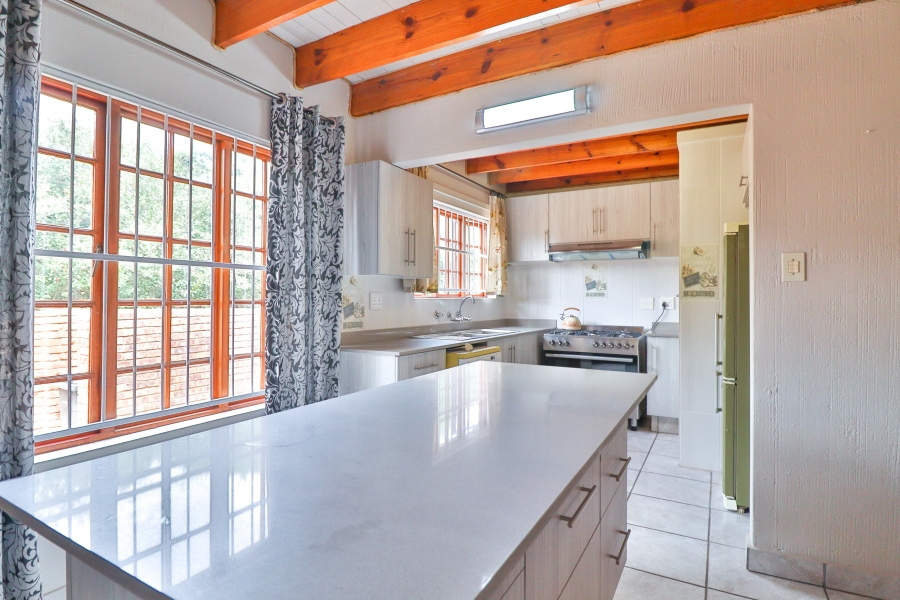 3 Bedroom Property for Sale in Faerie Glen Gauteng