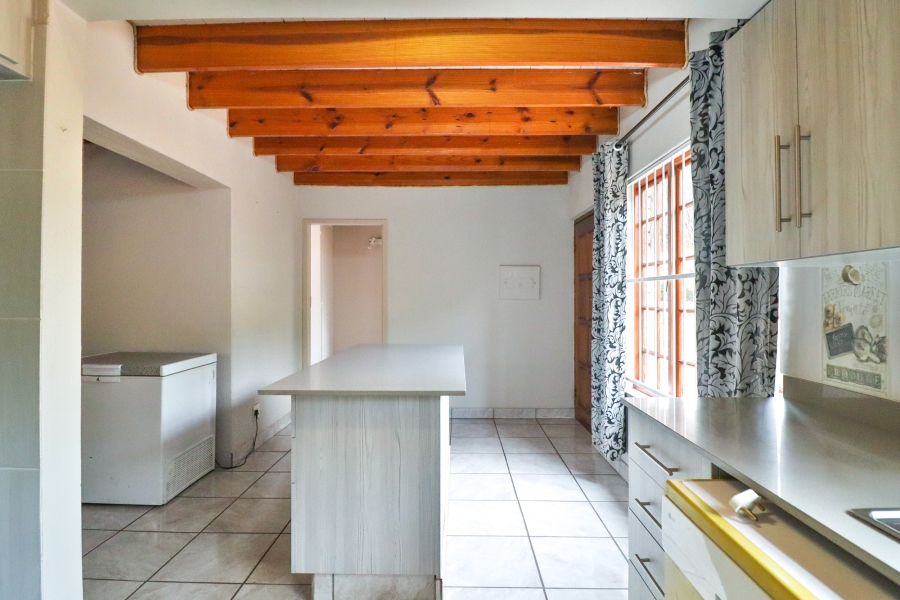 3 Bedroom Property for Sale in Faerie Glen Gauteng
