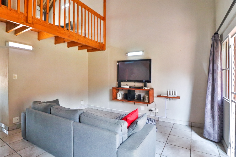 3 Bedroom Property for Sale in Faerie Glen Gauteng