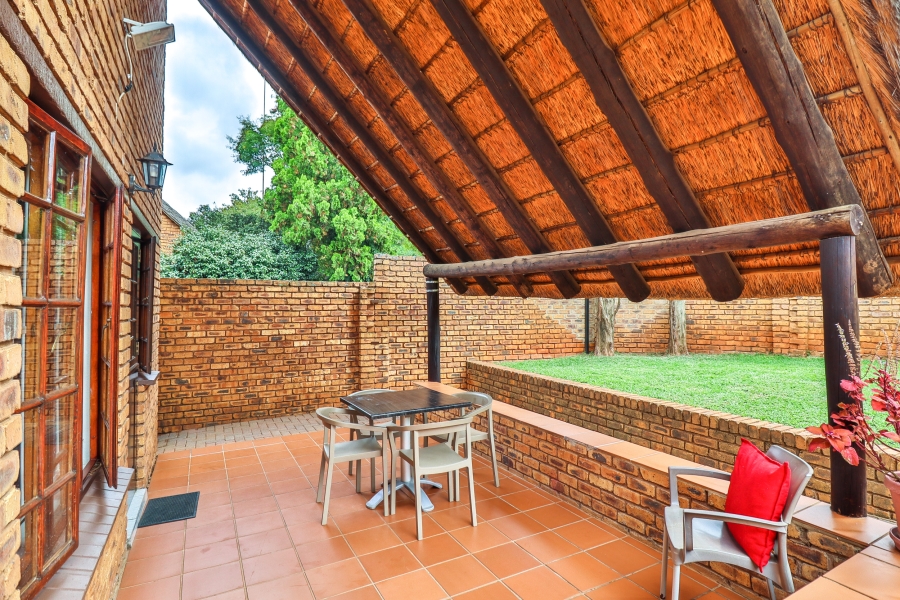 3 Bedroom Property for Sale in Faerie Glen Gauteng