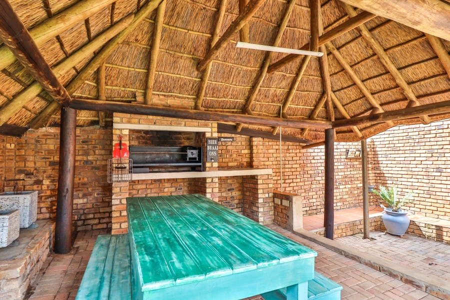 3 Bedroom Property for Sale in Faerie Glen Gauteng