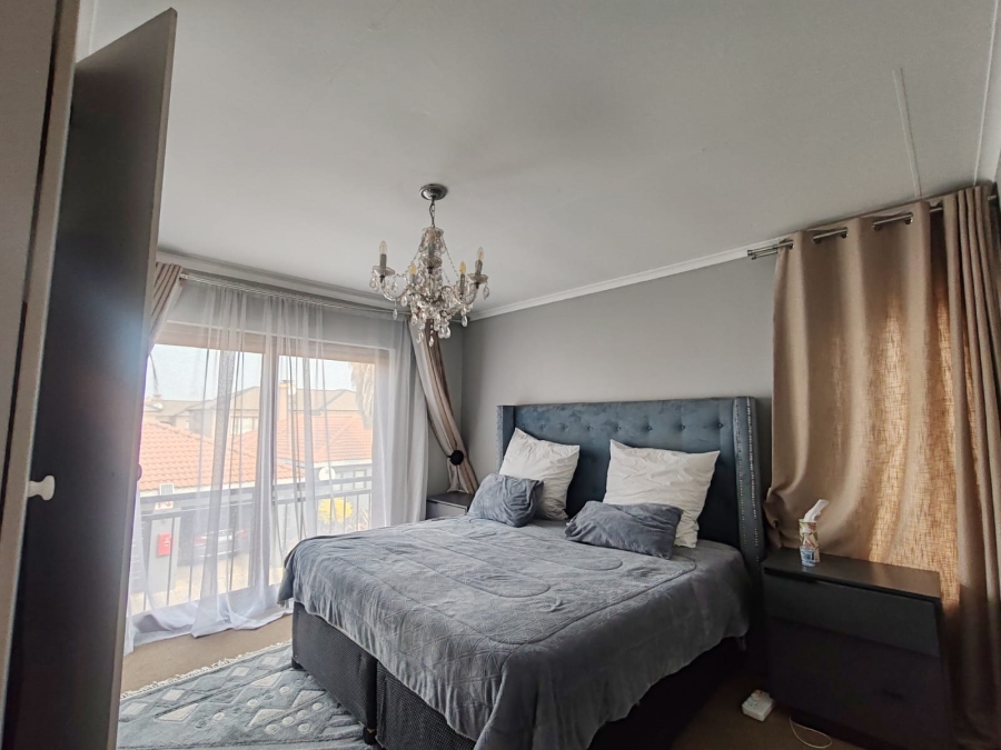 To Let 3 Bedroom Property for Rent in Helderwyk Gauteng