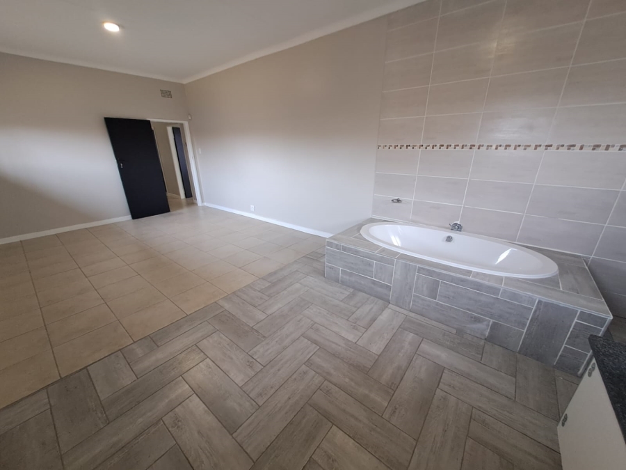 3 Bedroom Property for Sale in Three Rivers Gauteng