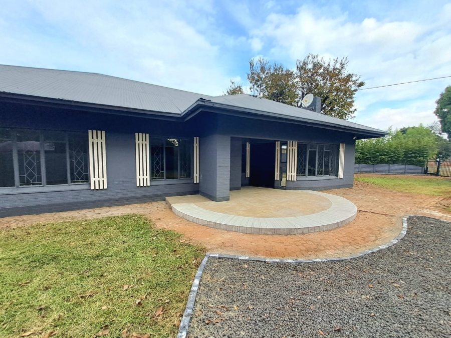 3 Bedroom Property for Sale in Three Rivers Gauteng