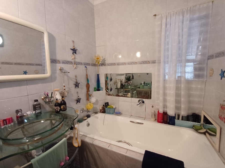 3 Bedroom Property for Sale in Vanderbijlpark SE 2 Gauteng