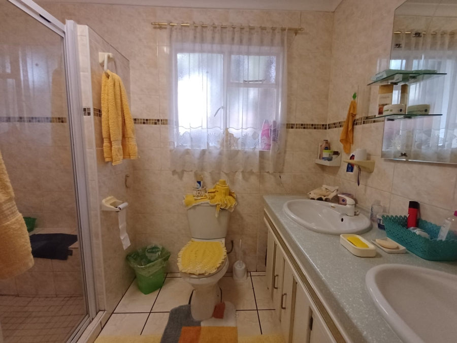 3 Bedroom Property for Sale in Vanderbijlpark SE 2 Gauteng