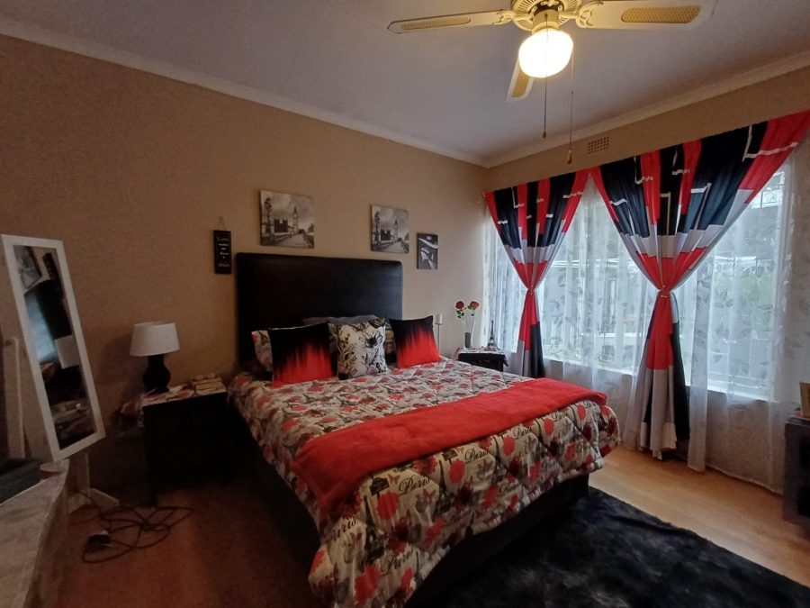 3 Bedroom Property for Sale in Vanderbijlpark SE 2 Gauteng